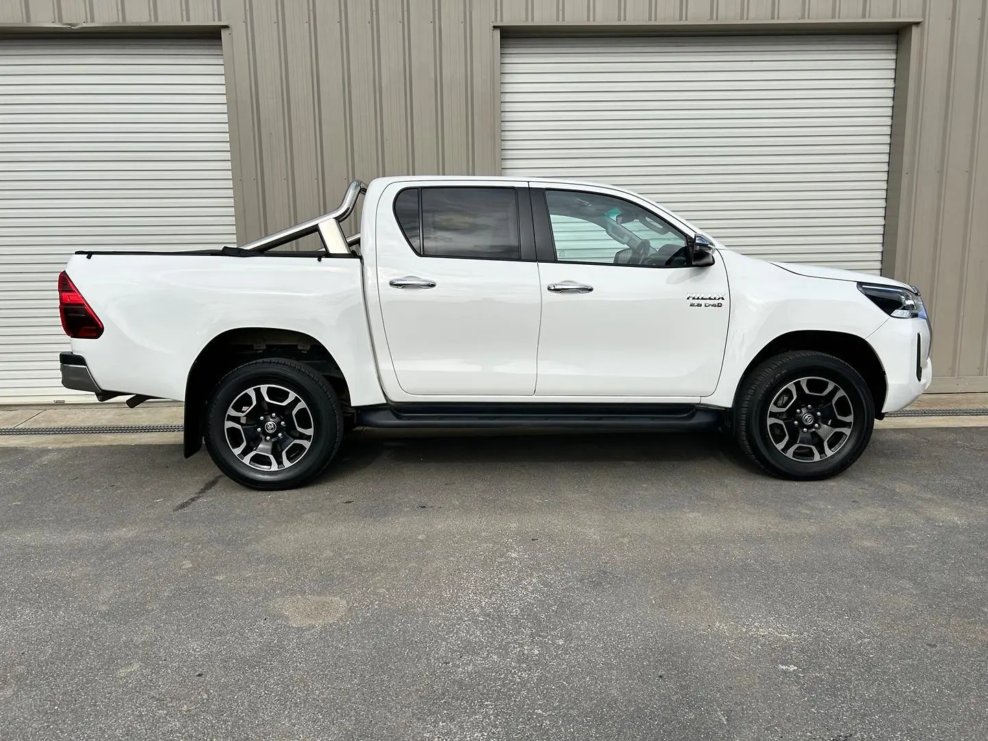 2022 Toyota Hilux Image 2