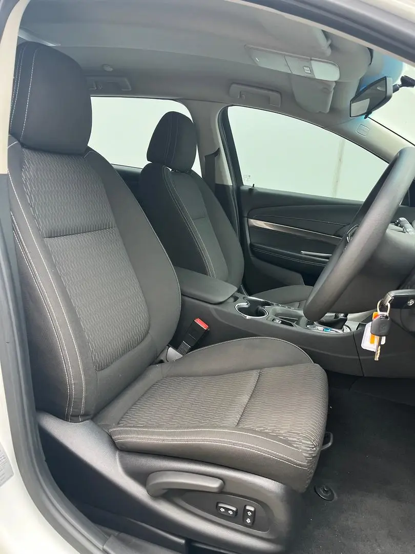 2016 Holden Commodore Gallery Image 16