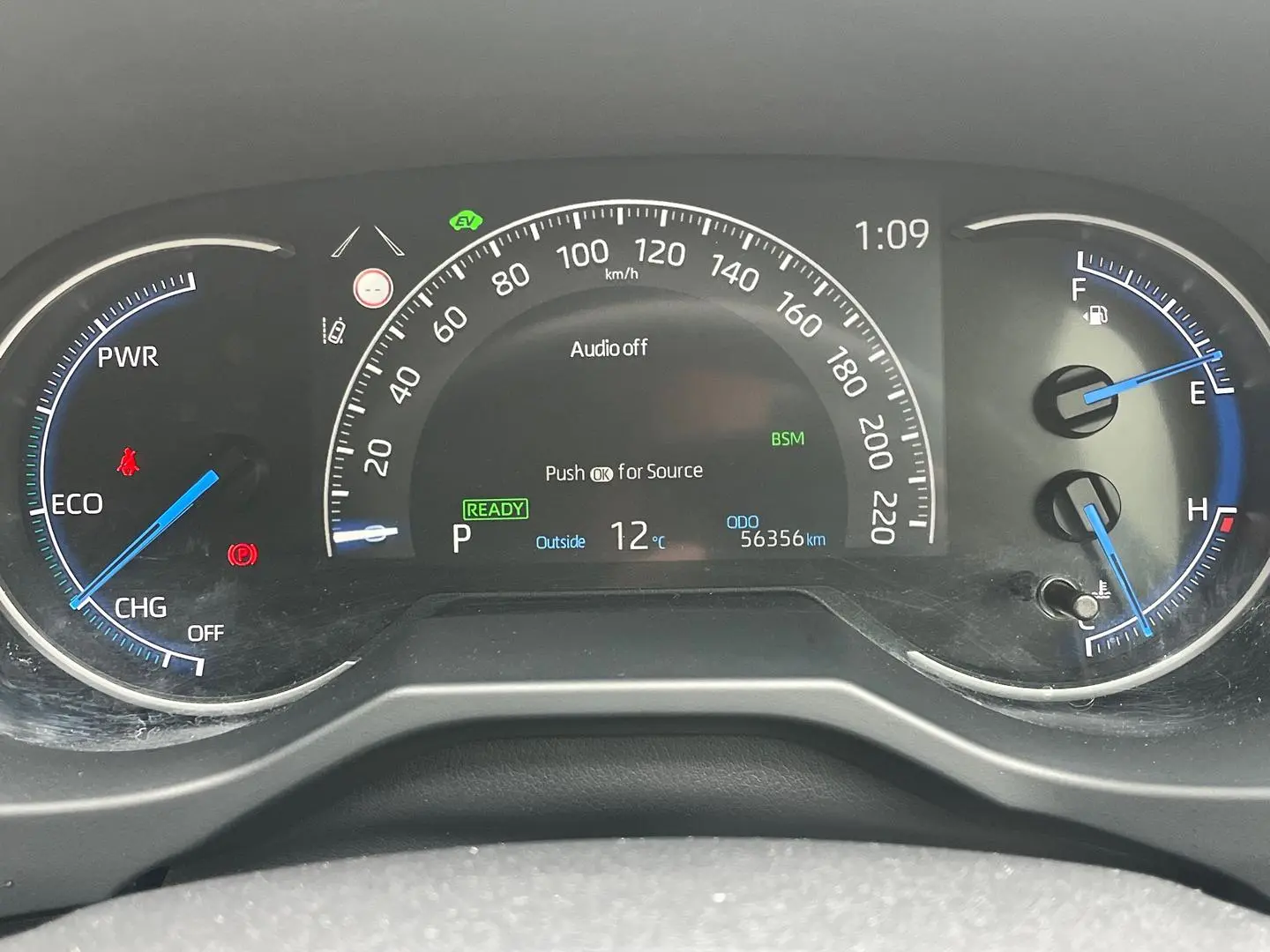 2023 Toyota RAV4 Gallery Image 24