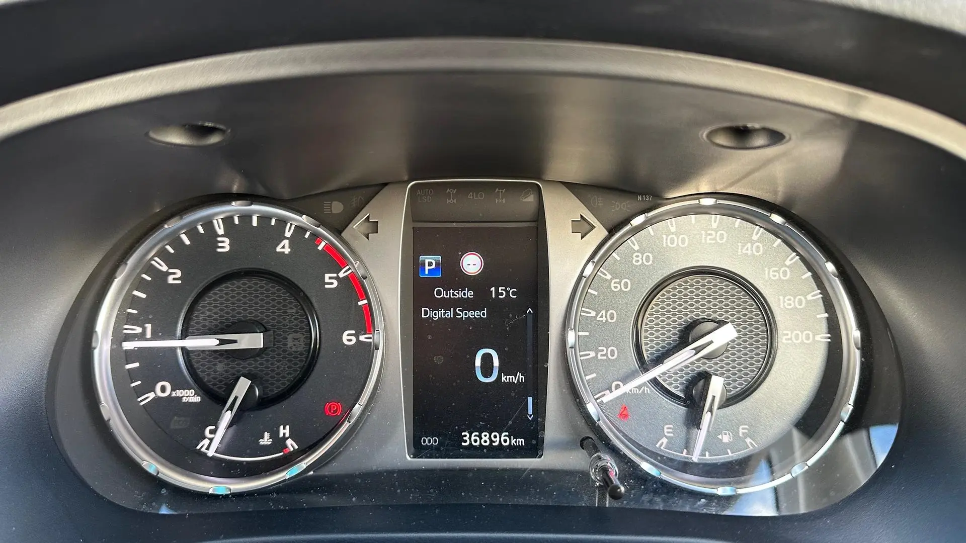 2021 Toyota Hilux Gallery Image 21