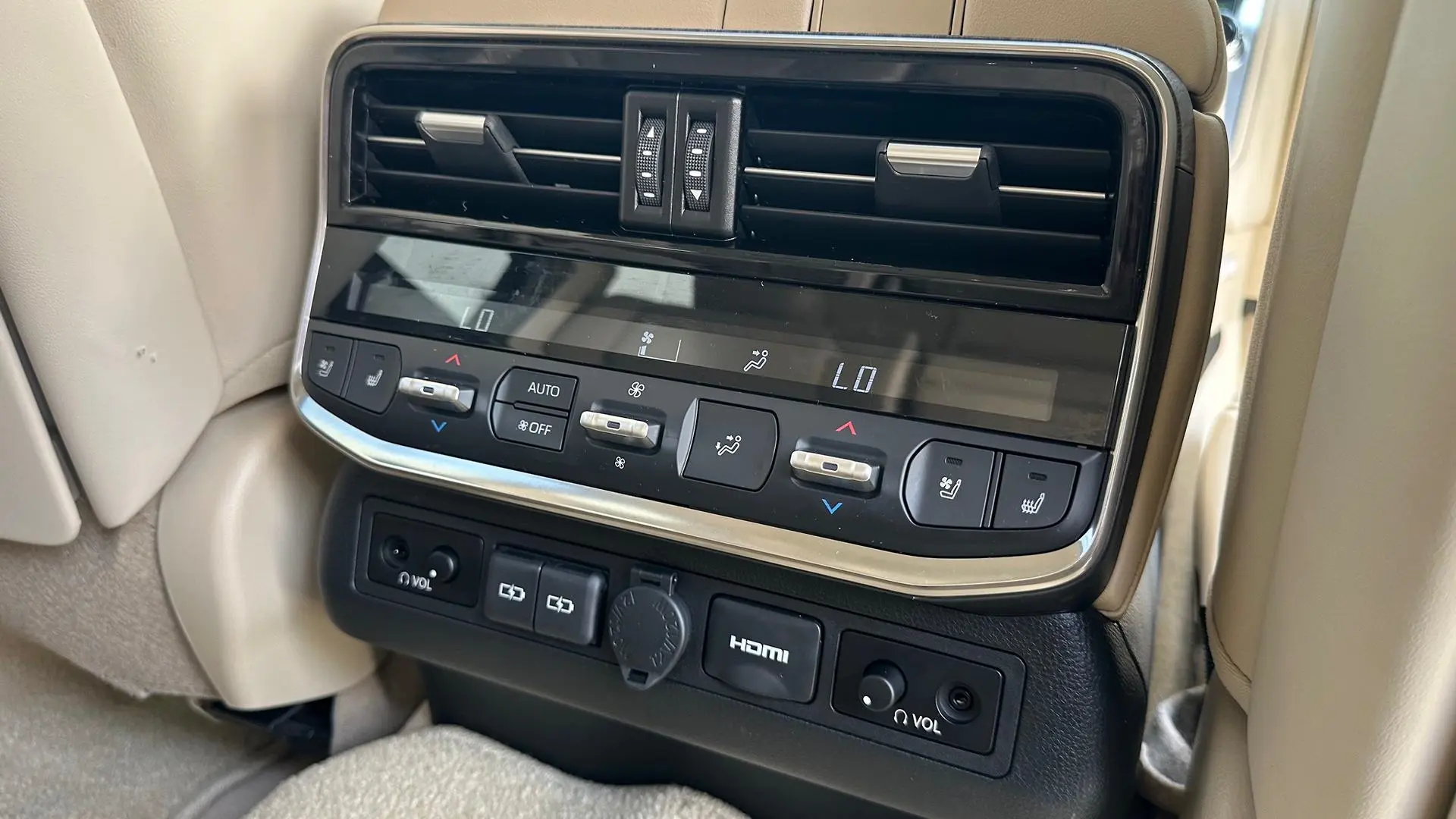 2022 Toyota Landcruiser Gallery Image 15