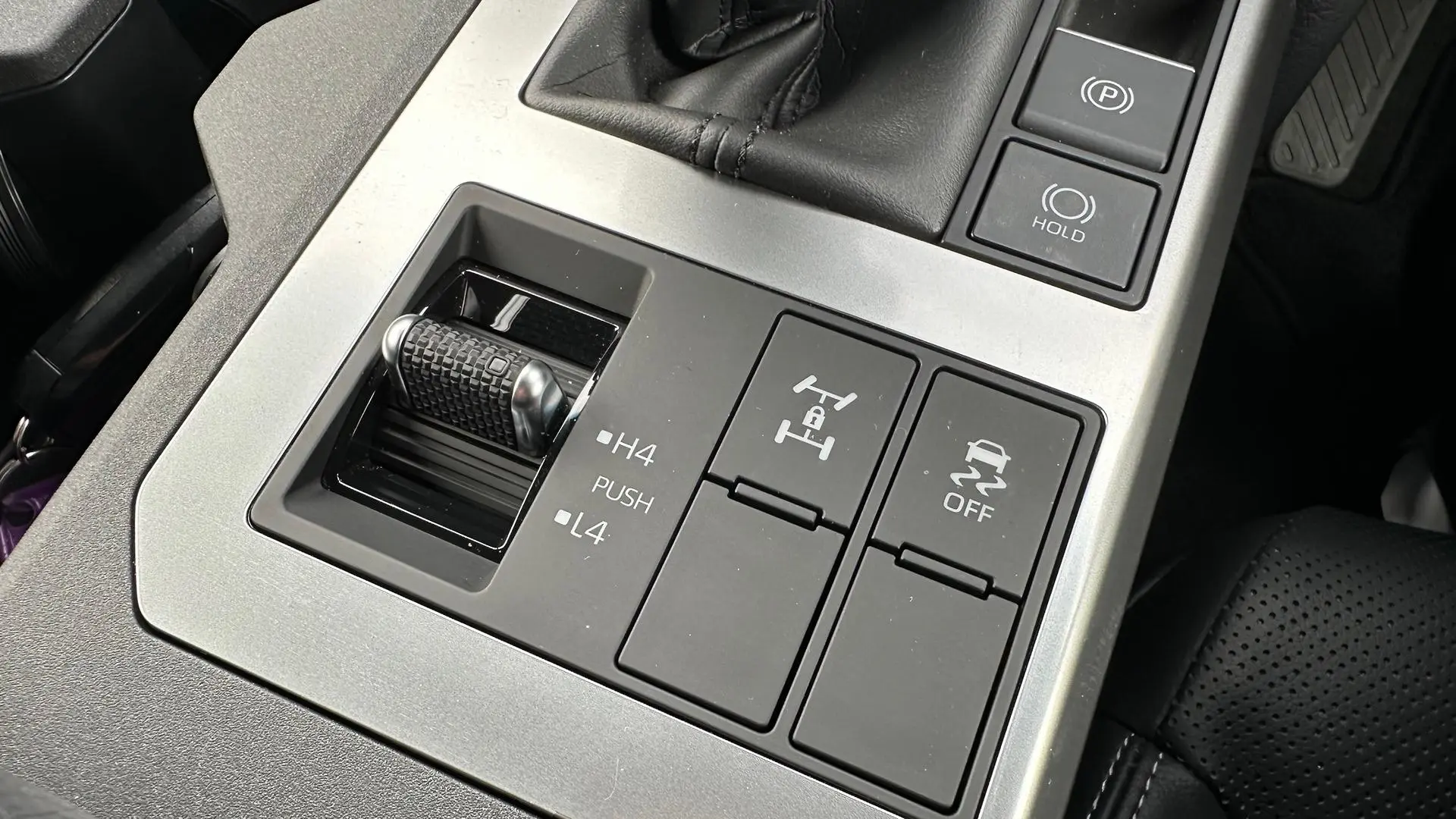 2024 Toyota Landcruiser Prado Gallery Image 29