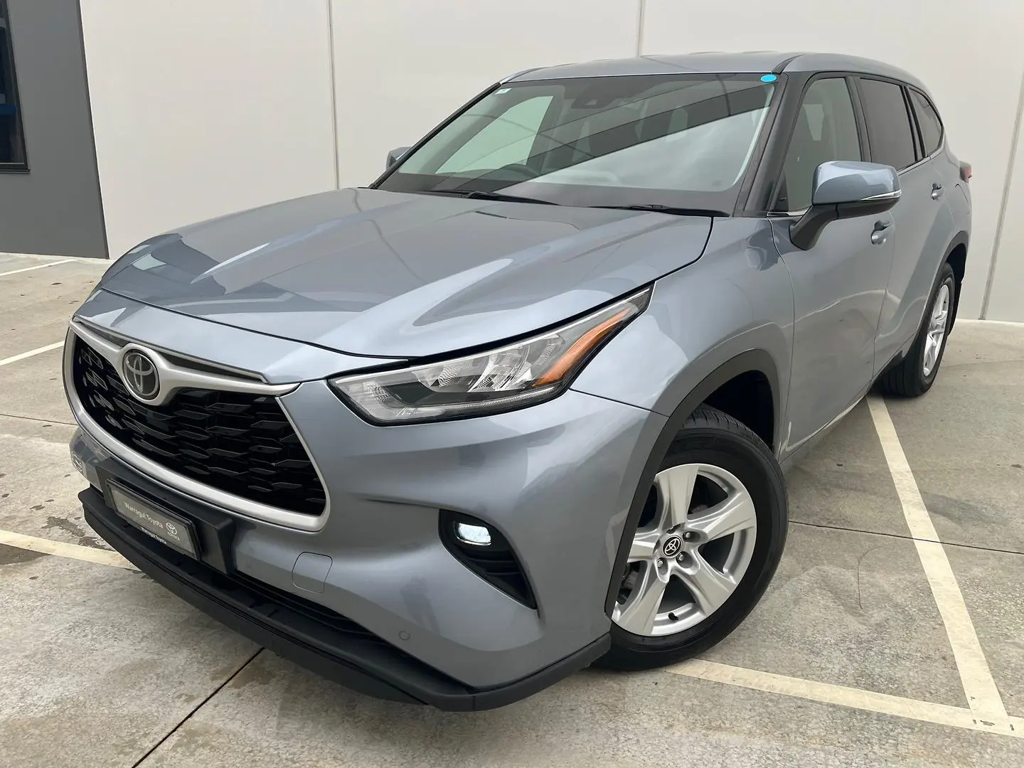 2021 Toyota Kluger Gallery Image 3