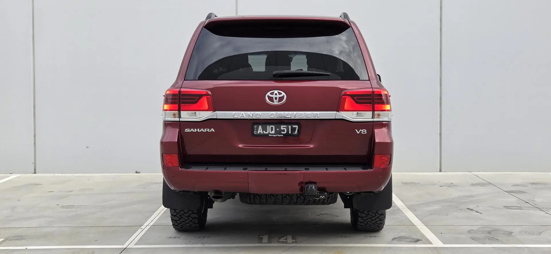 2016 Toyota Landcruiser Gallery Image 8