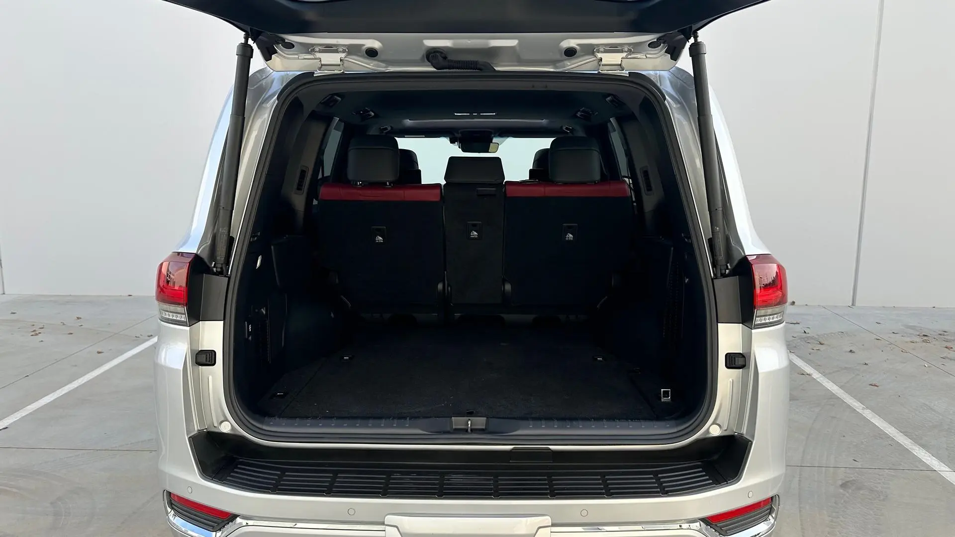 2023 Toyota Landcruiser Gallery Image 10