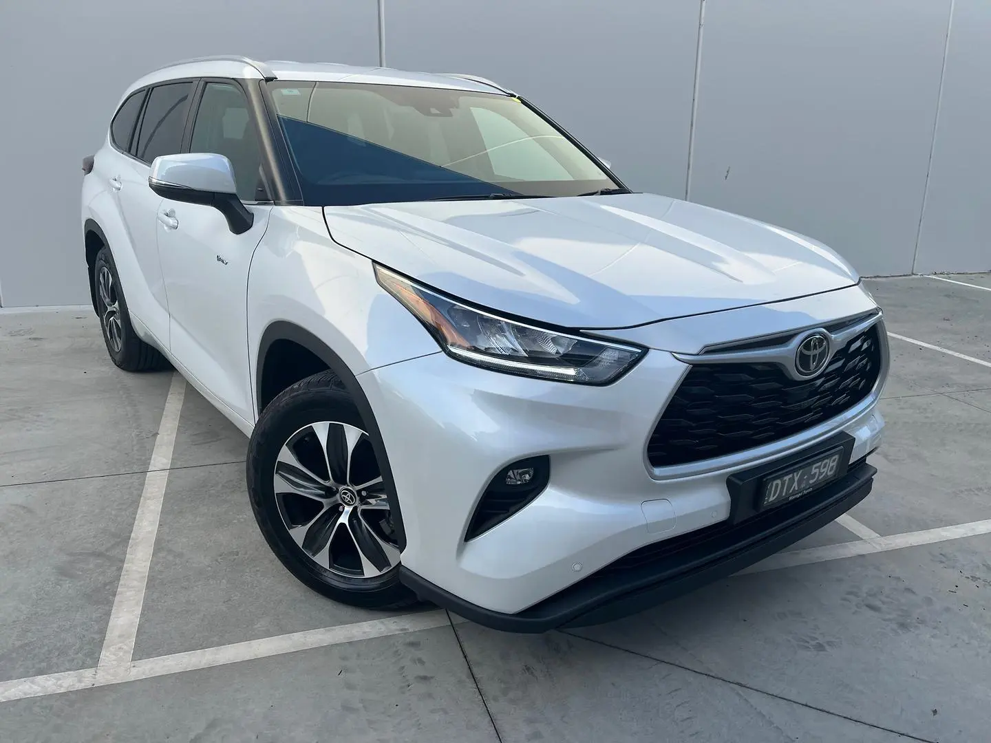 2025 Toyota Kluger Gallery Image 1