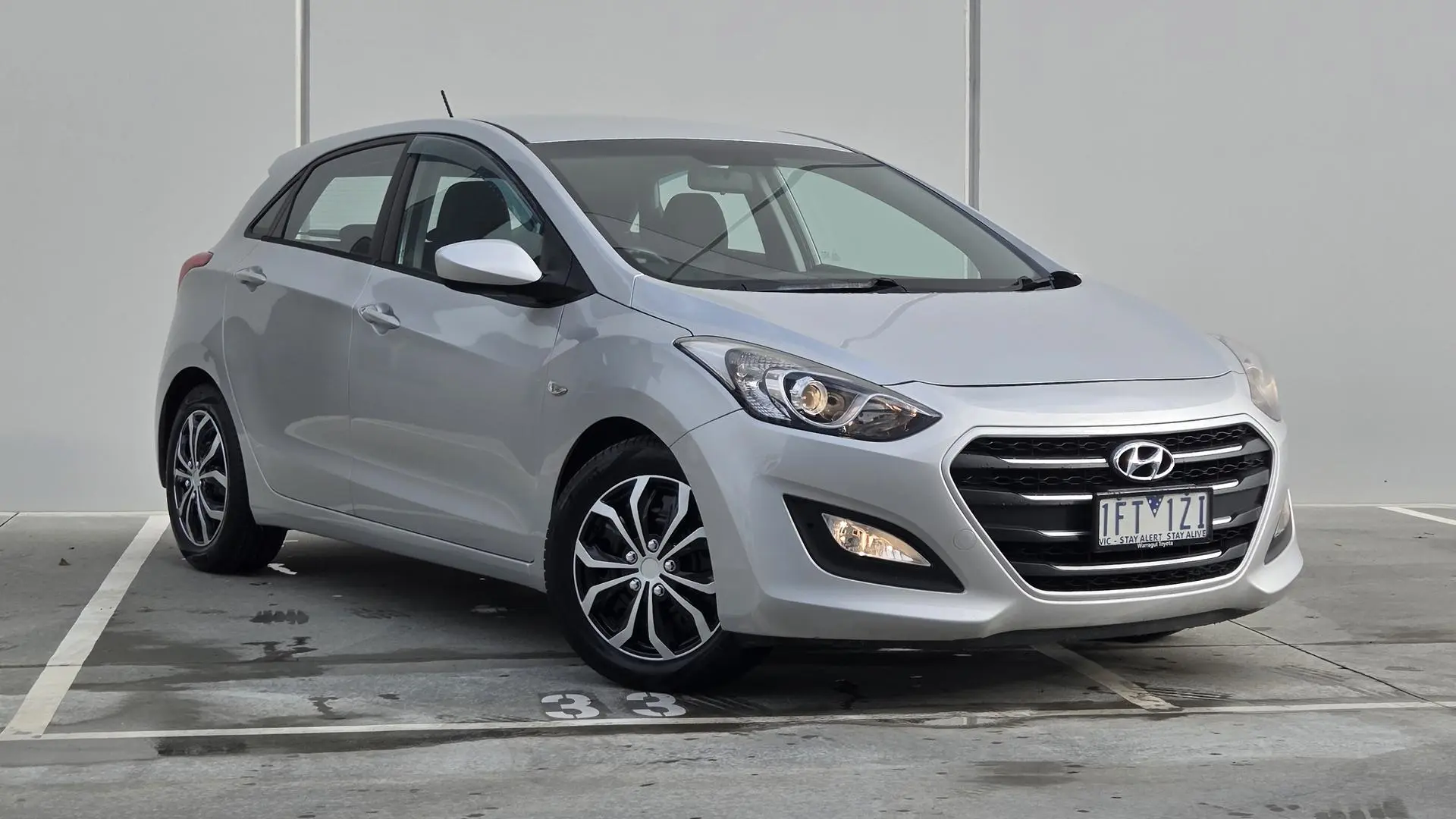 2015 Hyundai i30 Gallery Image 1