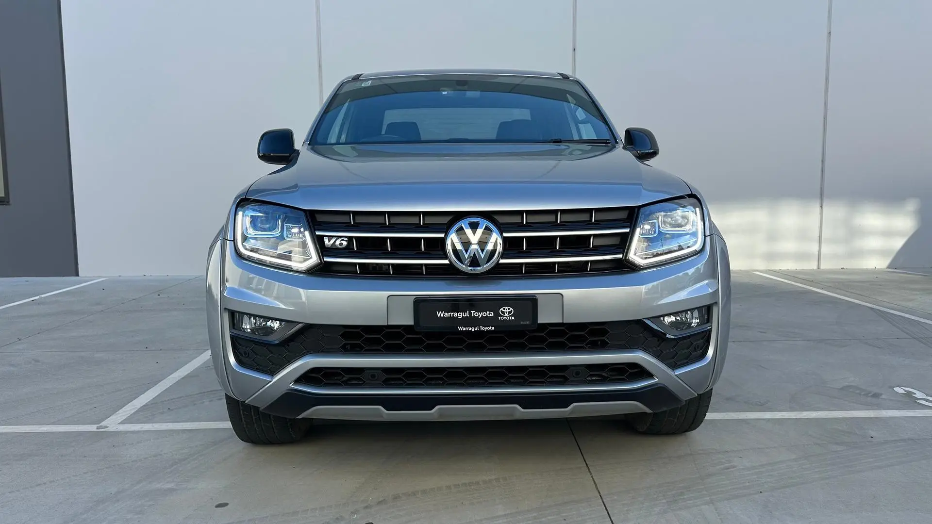 2022 Volkswagen Amarok Gallery Image 2