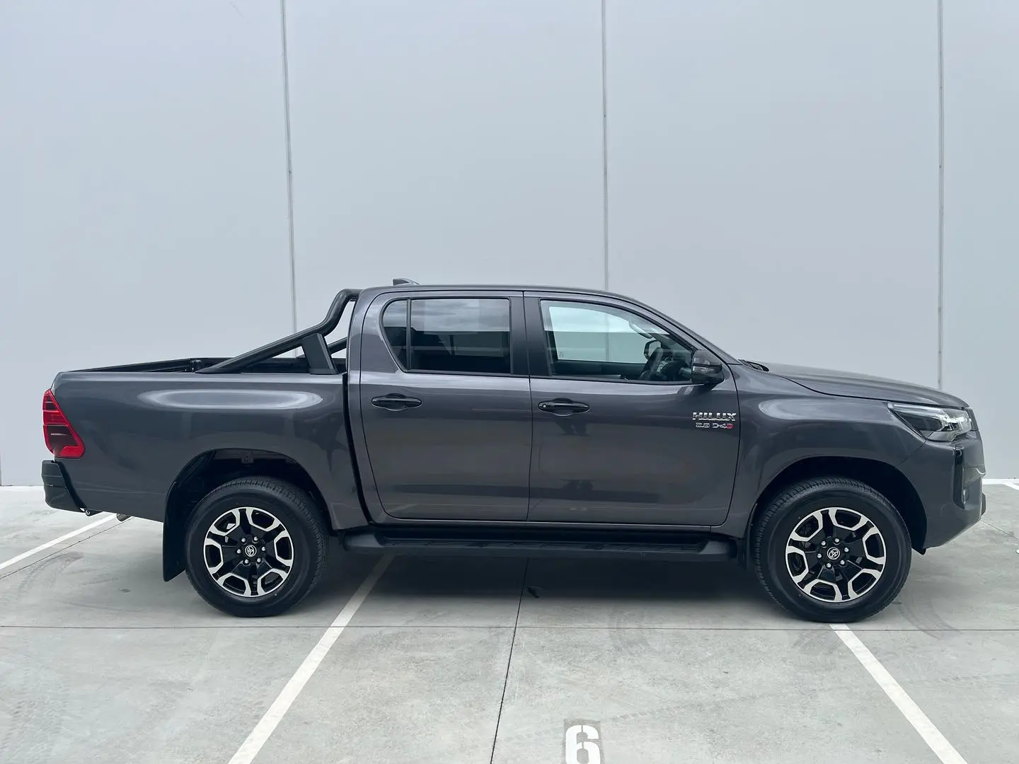 2025 Toyota Hilux Gallery Image 15