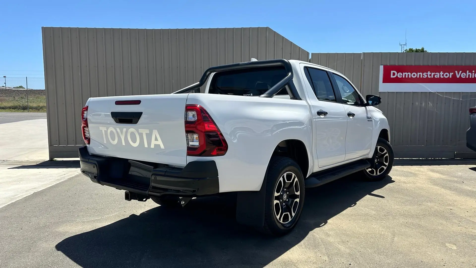 2024 Toyota Hilux Gallery Image 8