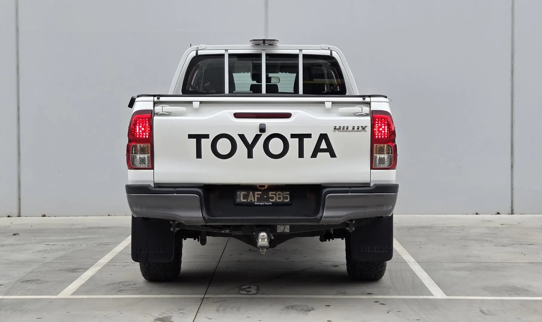 2022 Toyota Hilux Gallery Image 9