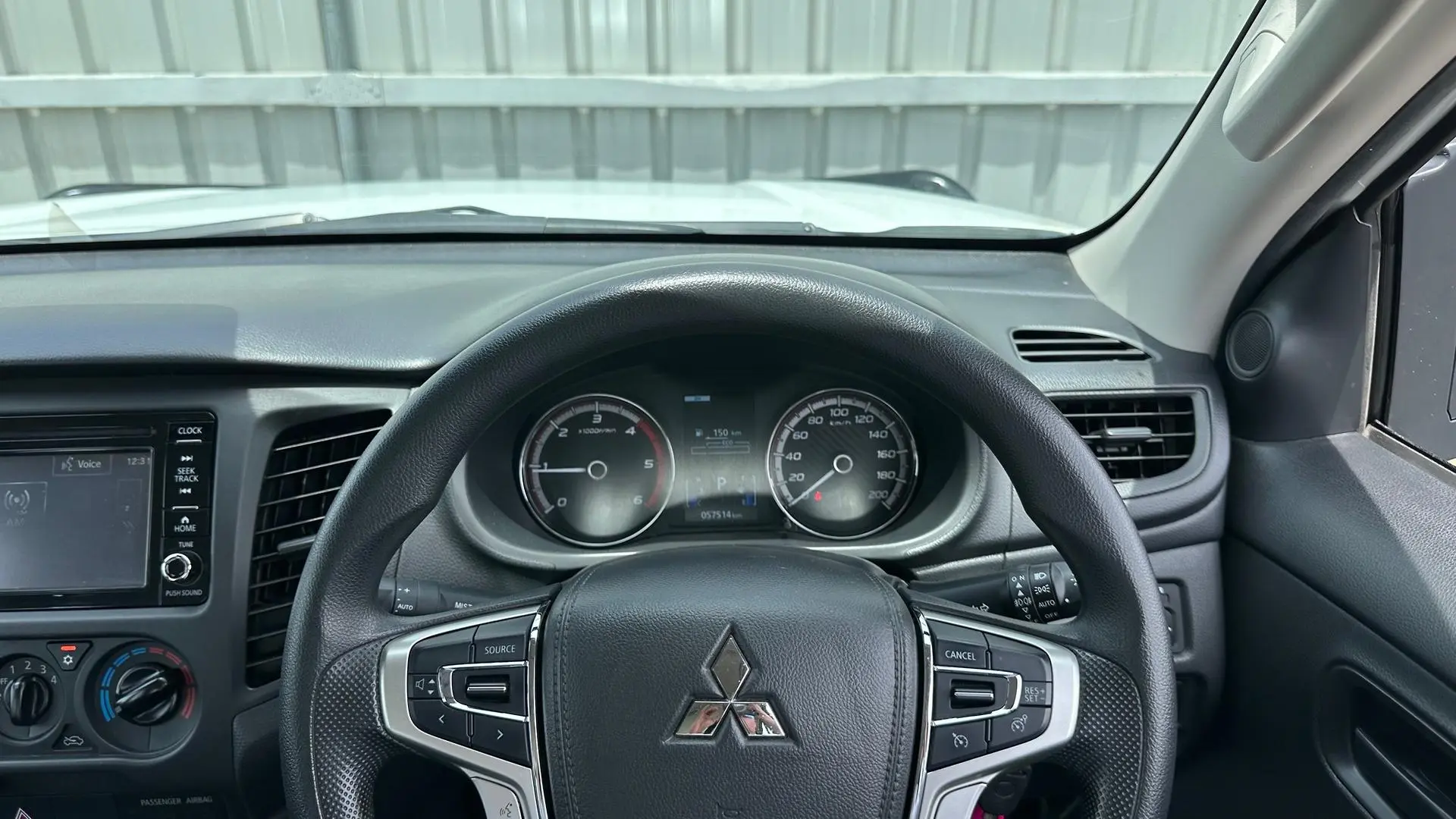 2021 Mitsubishi Triton Gallery Image 22