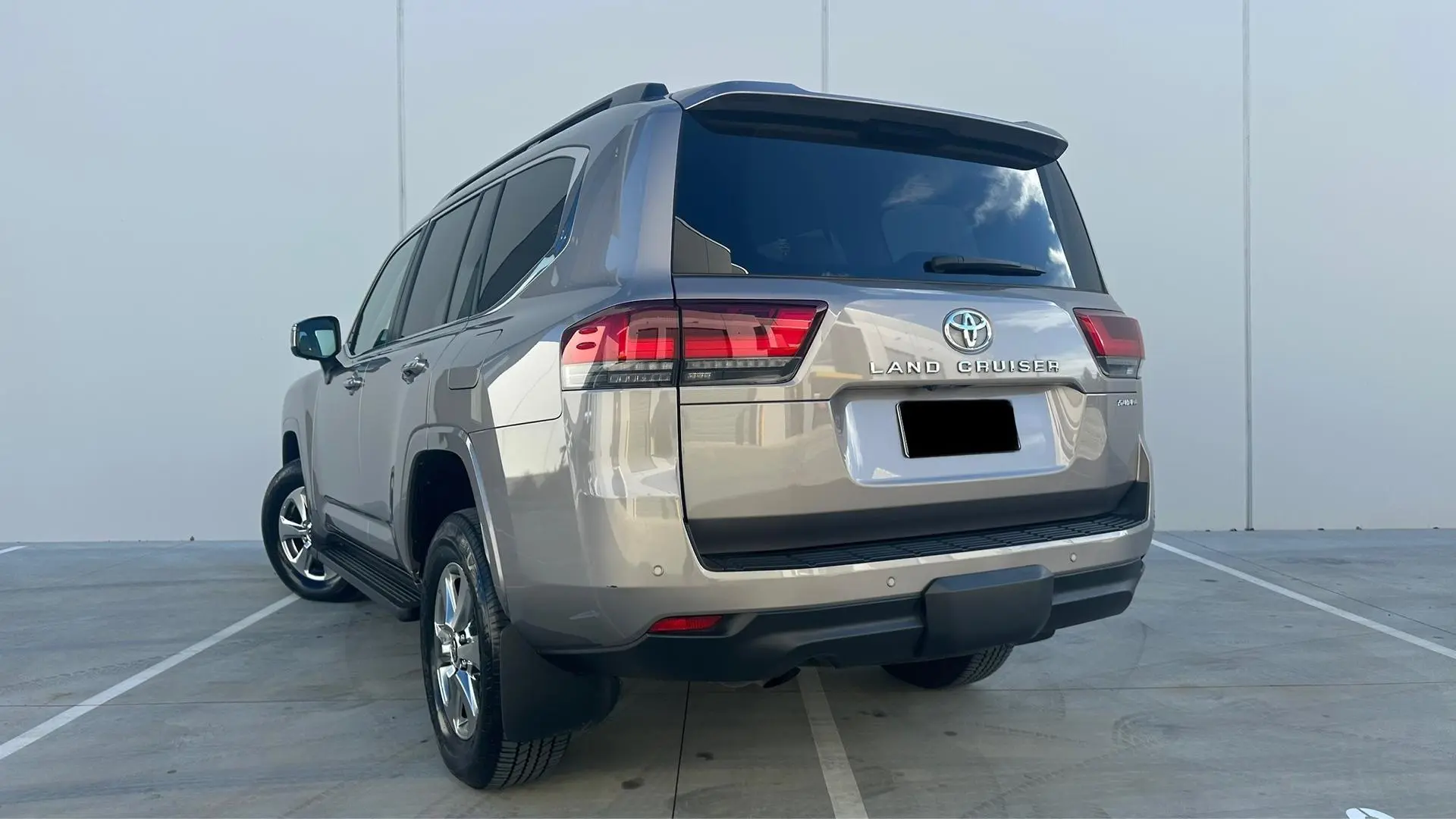 2024 Toyota Landcruiser Gallery Image 9