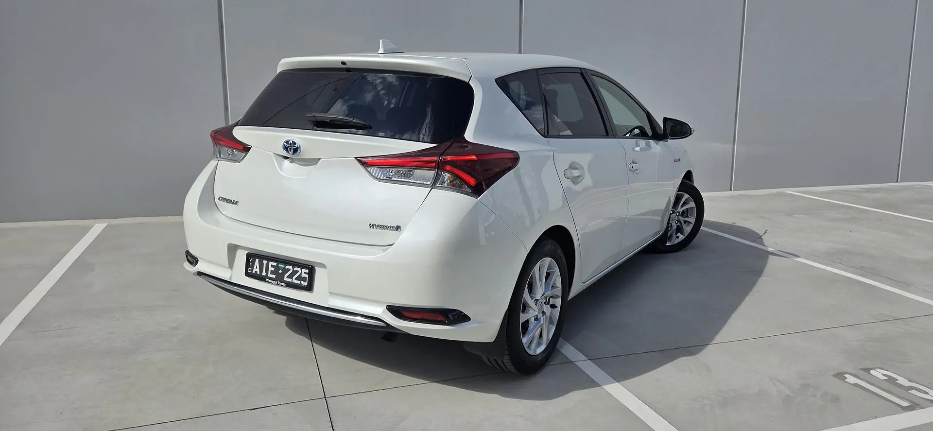 2016 Toyota Corolla Gallery Image 10