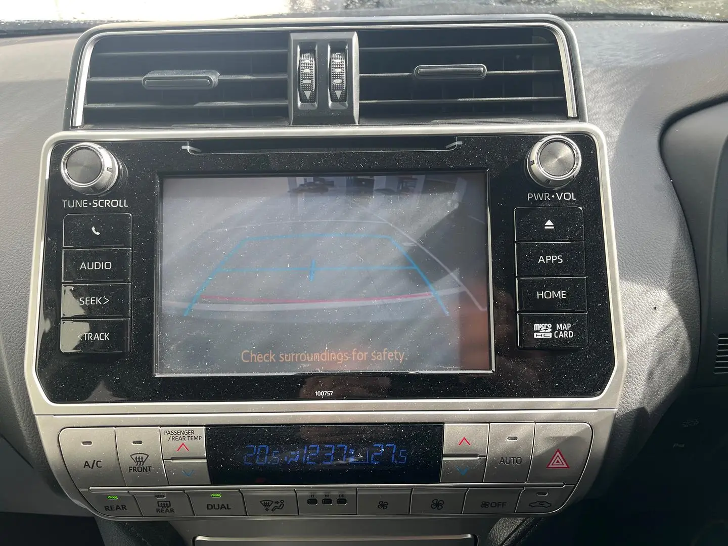 2018 Toyota Landcruiser Prado Gallery Image 20