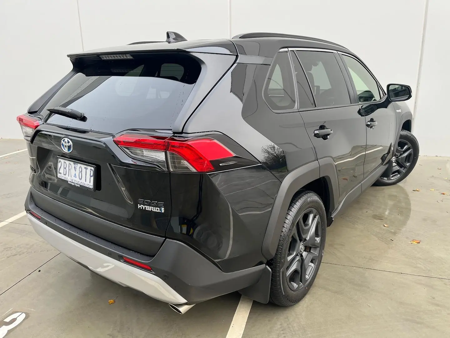 2024 Toyota RAV4 Gallery Image 13