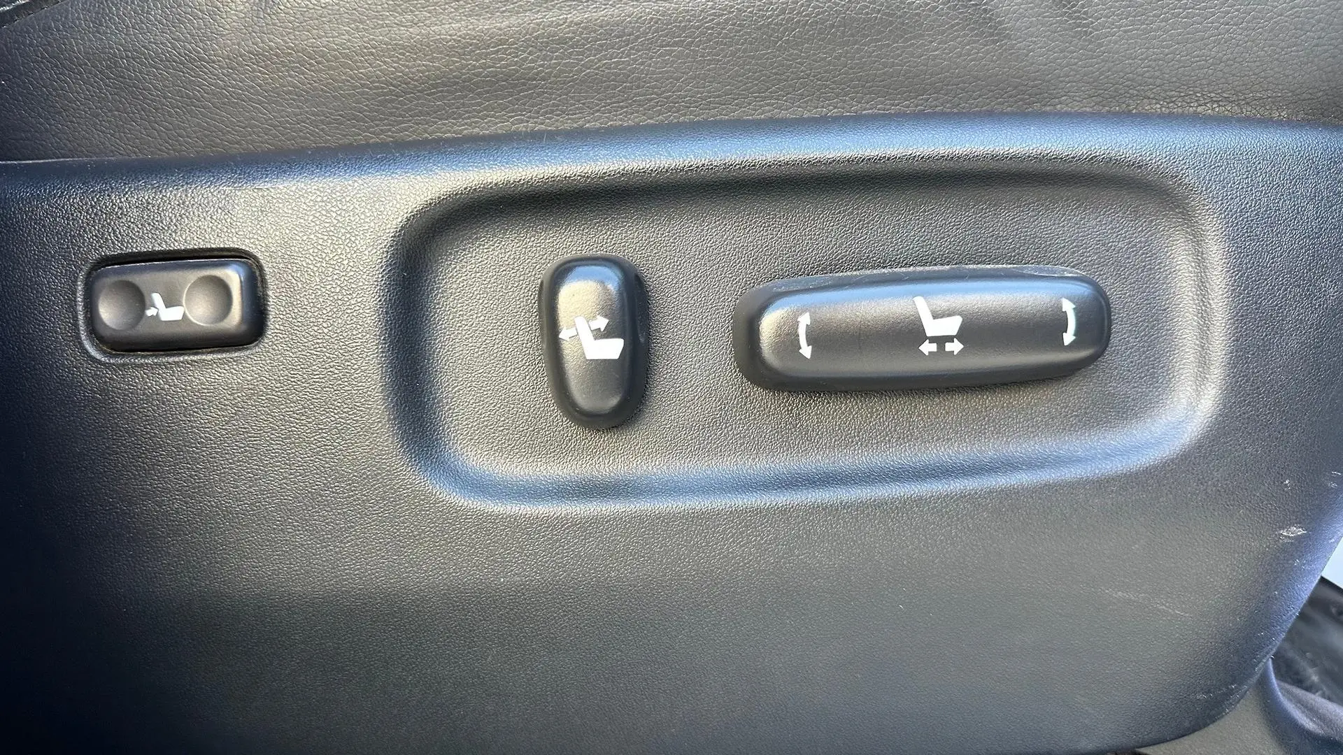 2018 Toyota Landcruiser Gallery Image 13