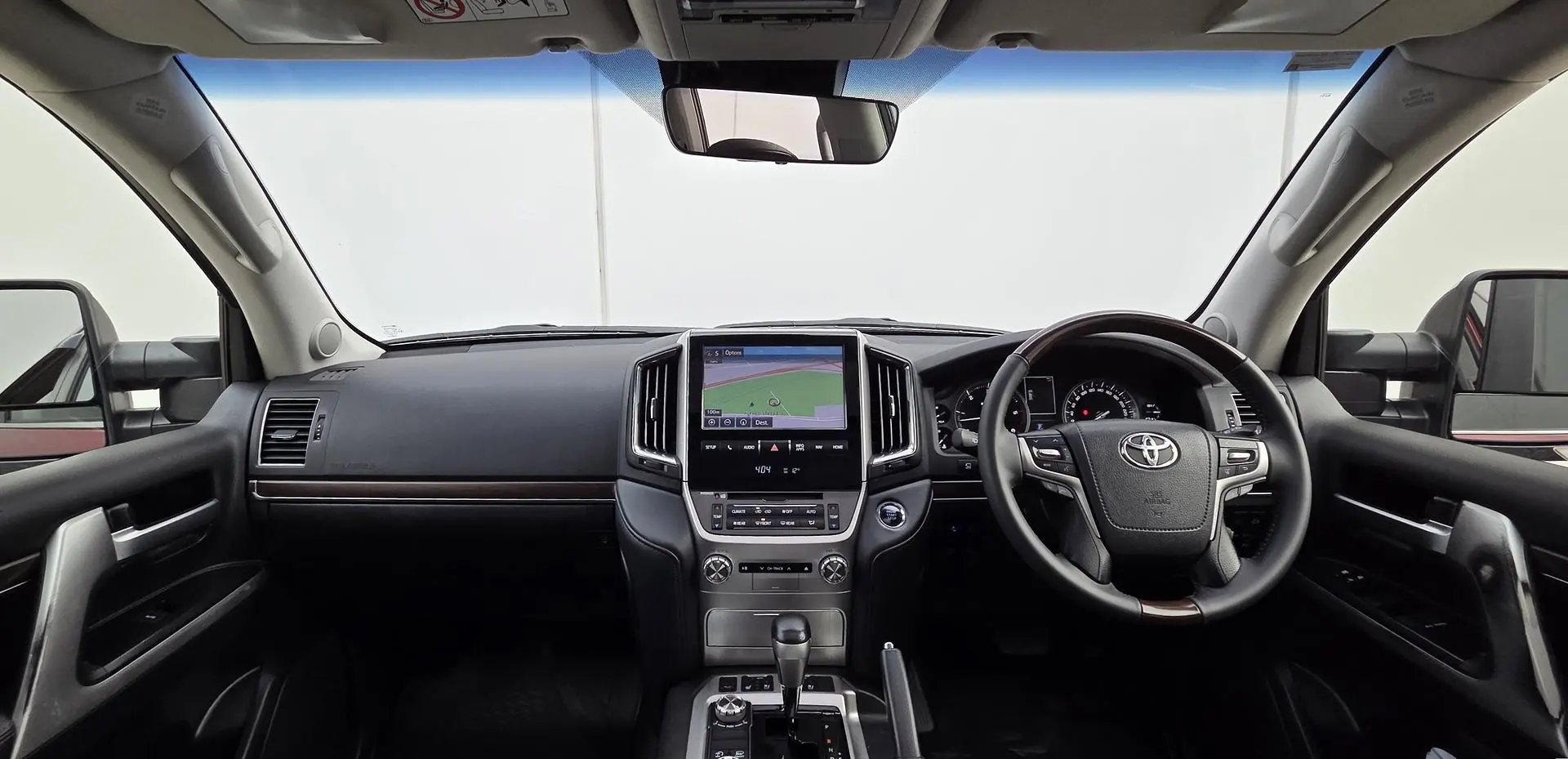 2016 Toyota Landcruiser Gallery Image 22