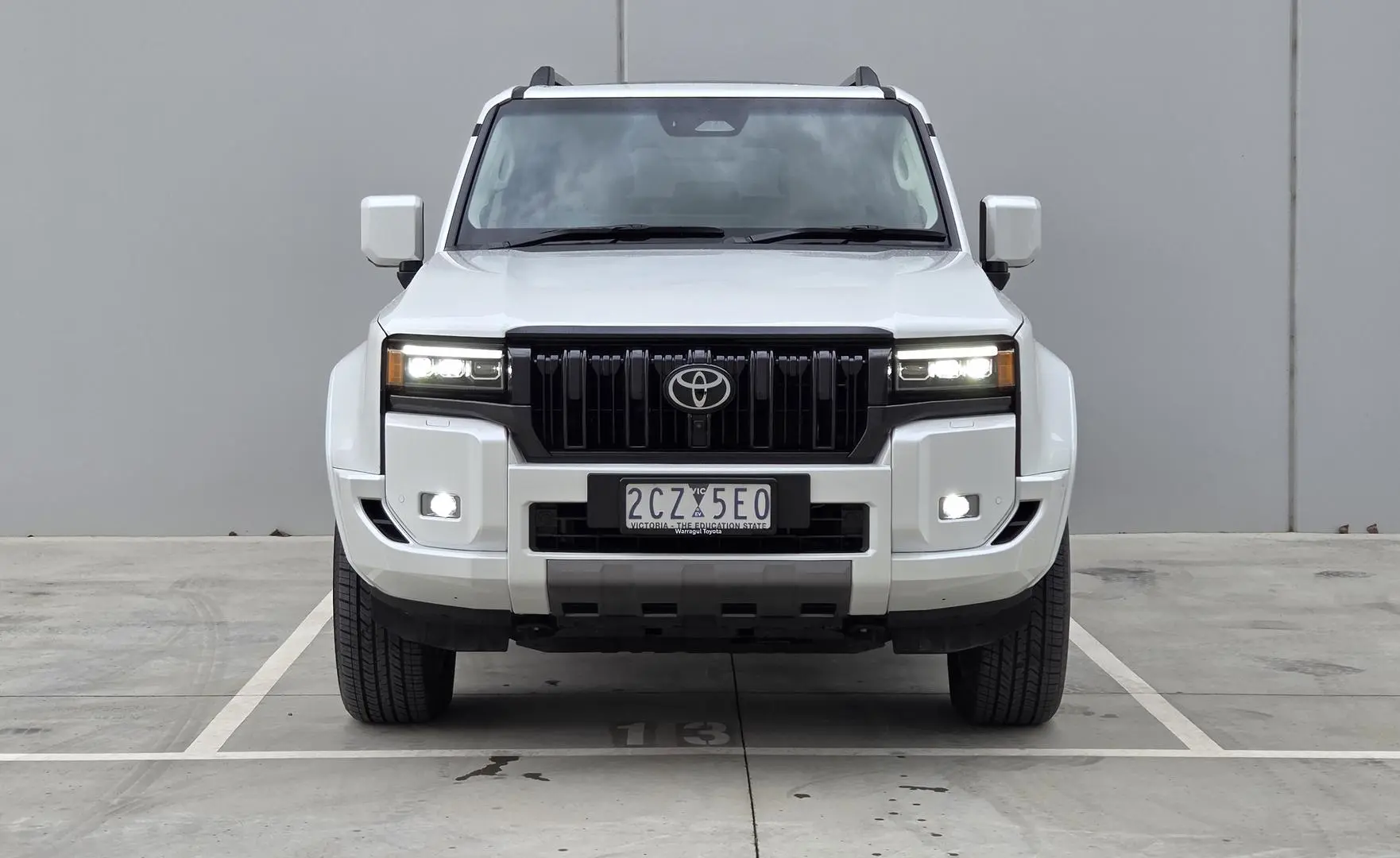 2025 Toyota Landcruiser Prado Gallery Image 2
