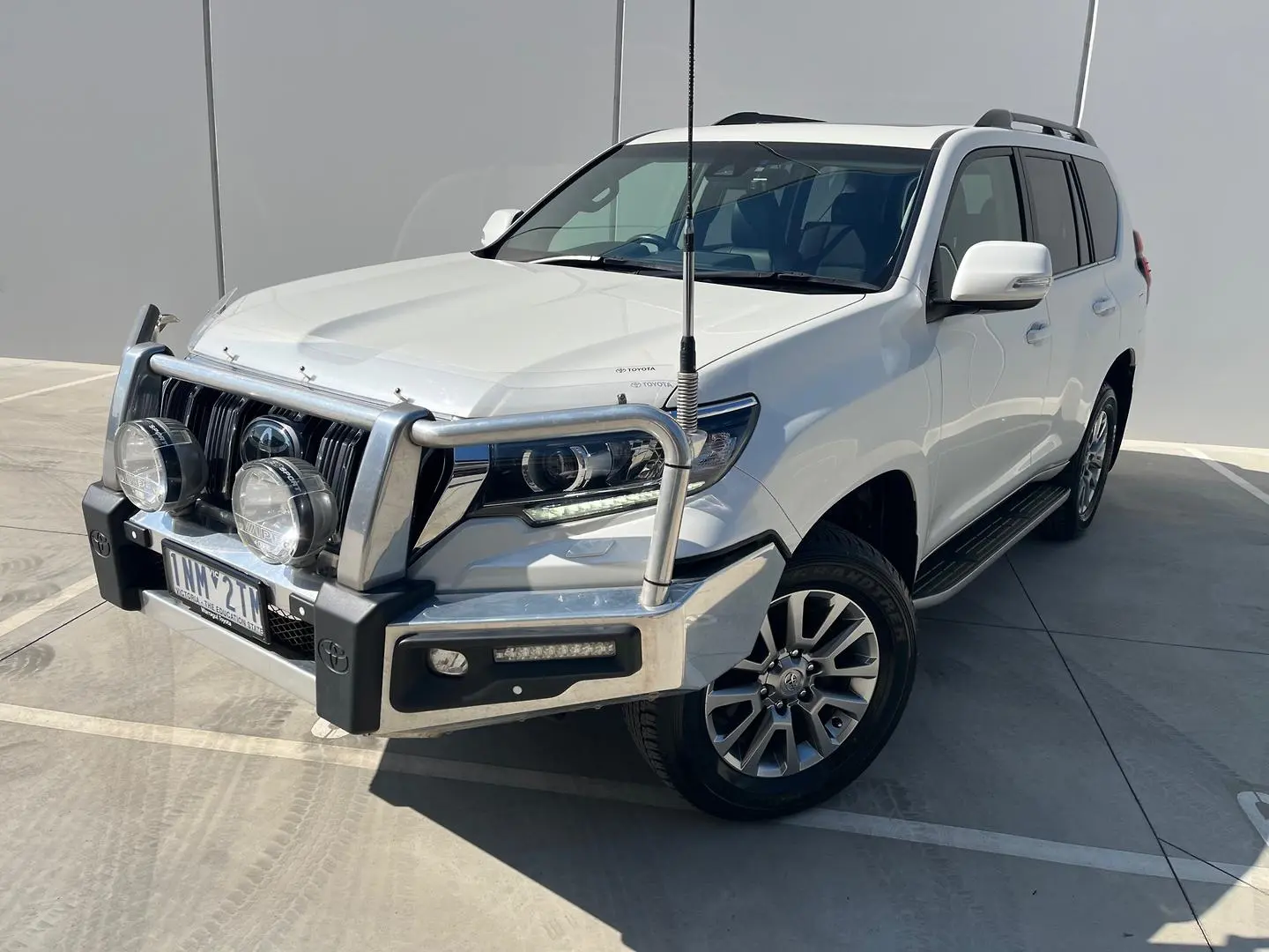 2018 Toyota Landcruiser Prado Gallery Image 3