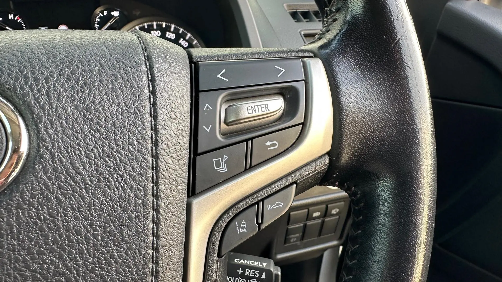 2020 Toyota Landcruiser Prado Gallery Image 22