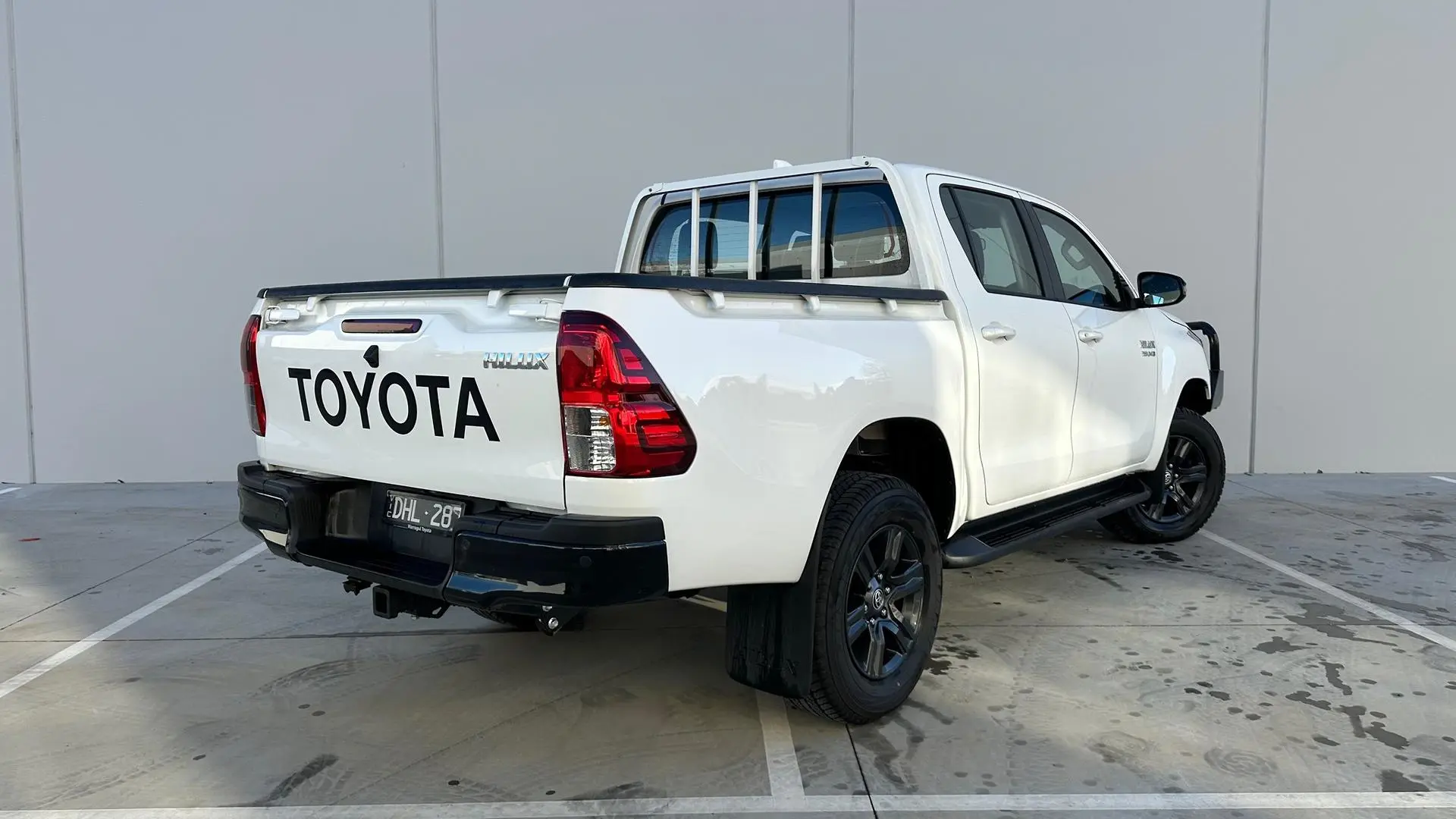 2024 Toyota Hilux Gallery Image 6