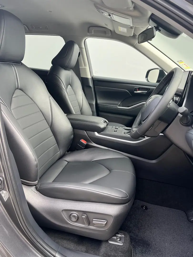 2025 Toyota Kluger Gallery Image 17