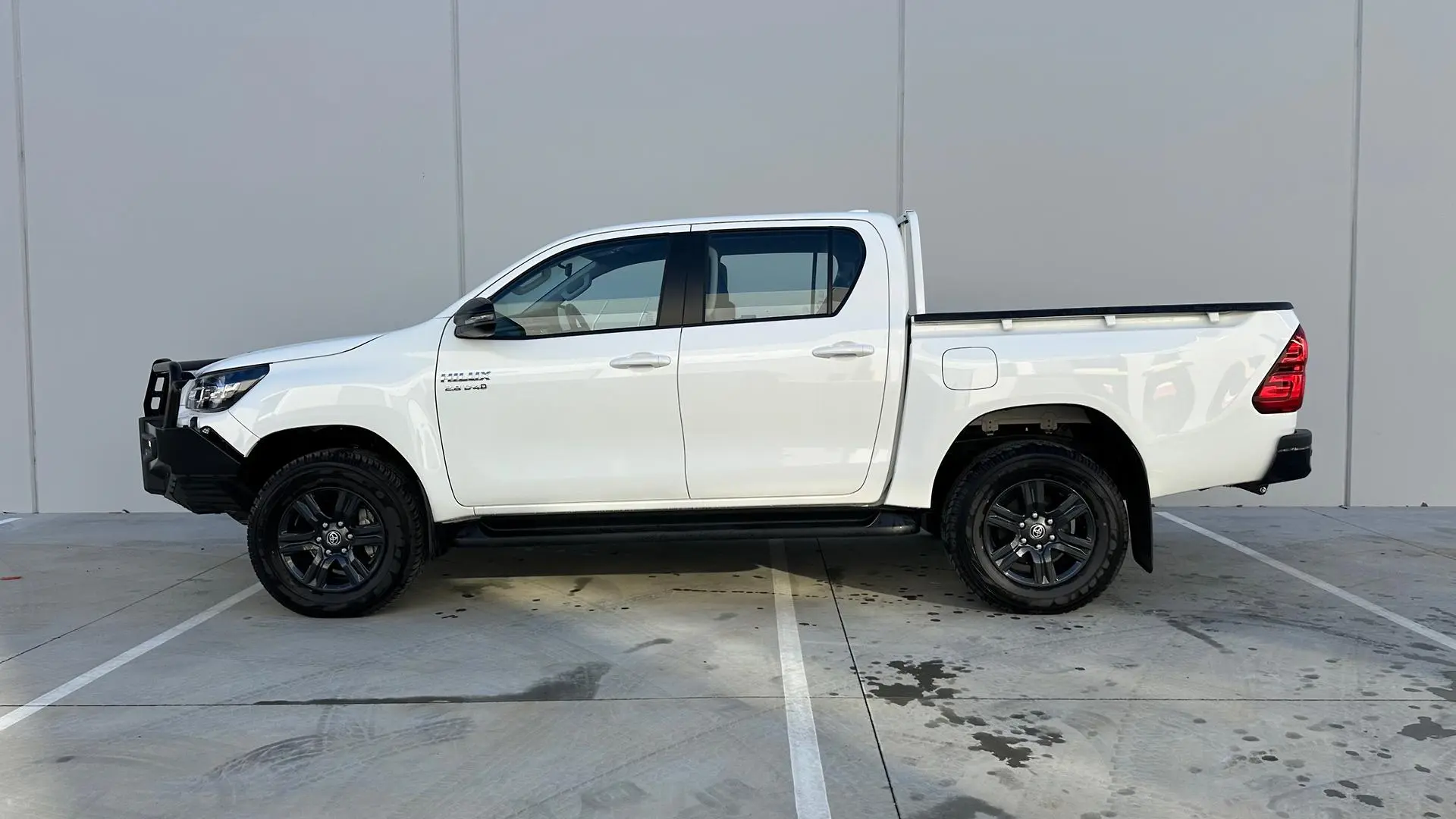 2024 Toyota Hilux Gallery Image 5