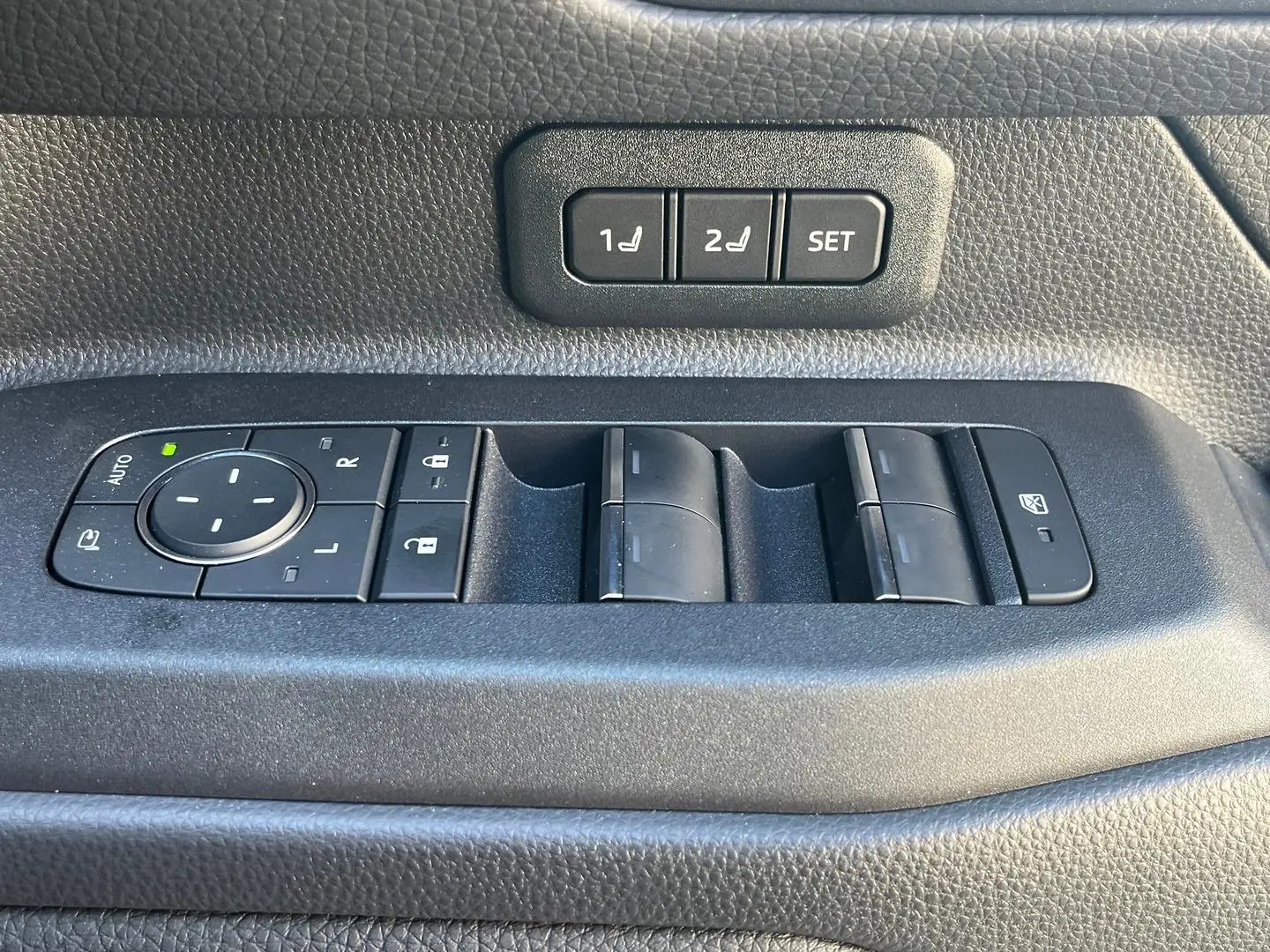 2026 Toyota Landcruiser Prado Gallery Image 27