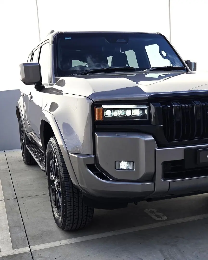 2025 Toyota Landcruiser Prado Gallery Image 2