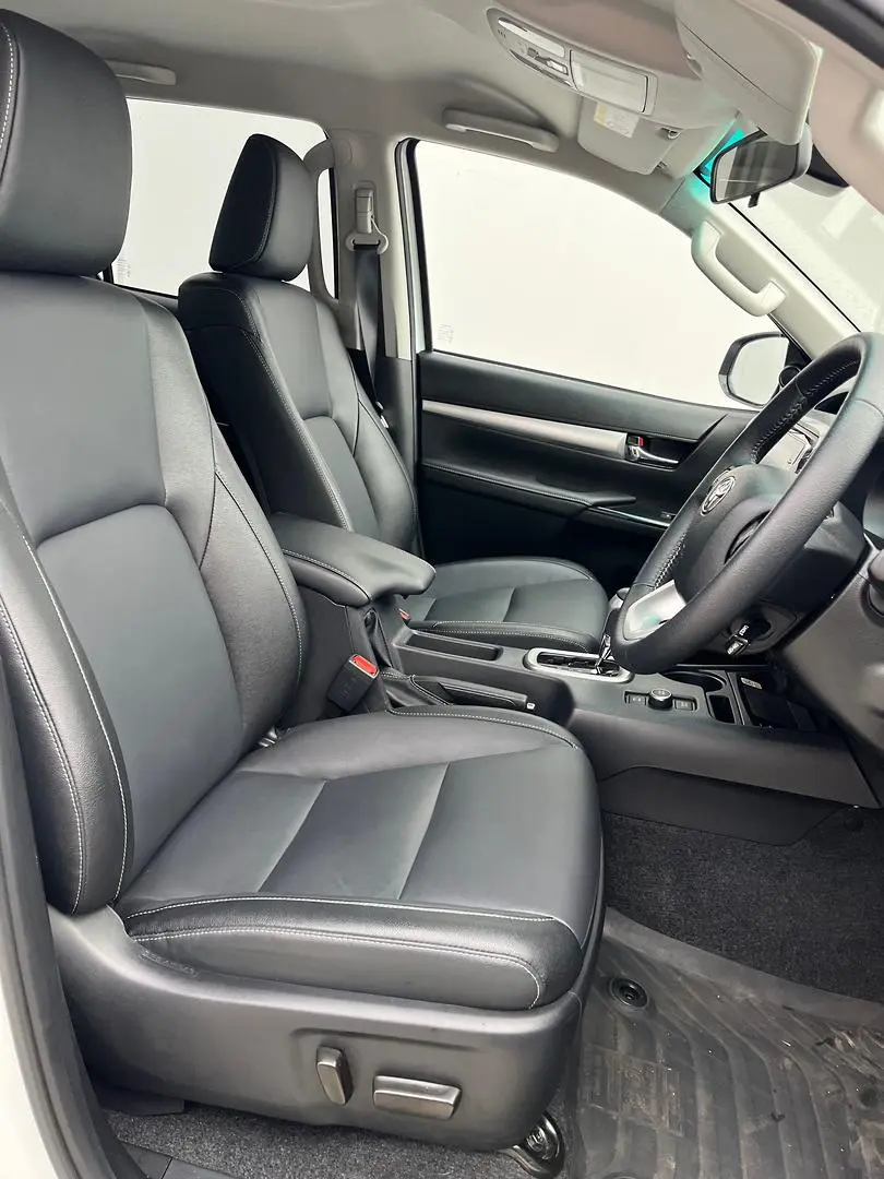 2025 Toyota Hilux Gallery Image 17