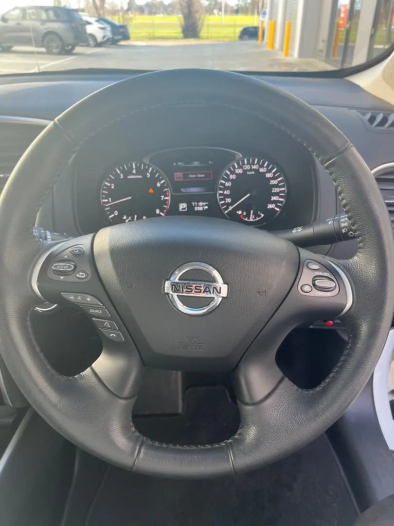 2016 Nissan Pathfinder Gallery Image 21