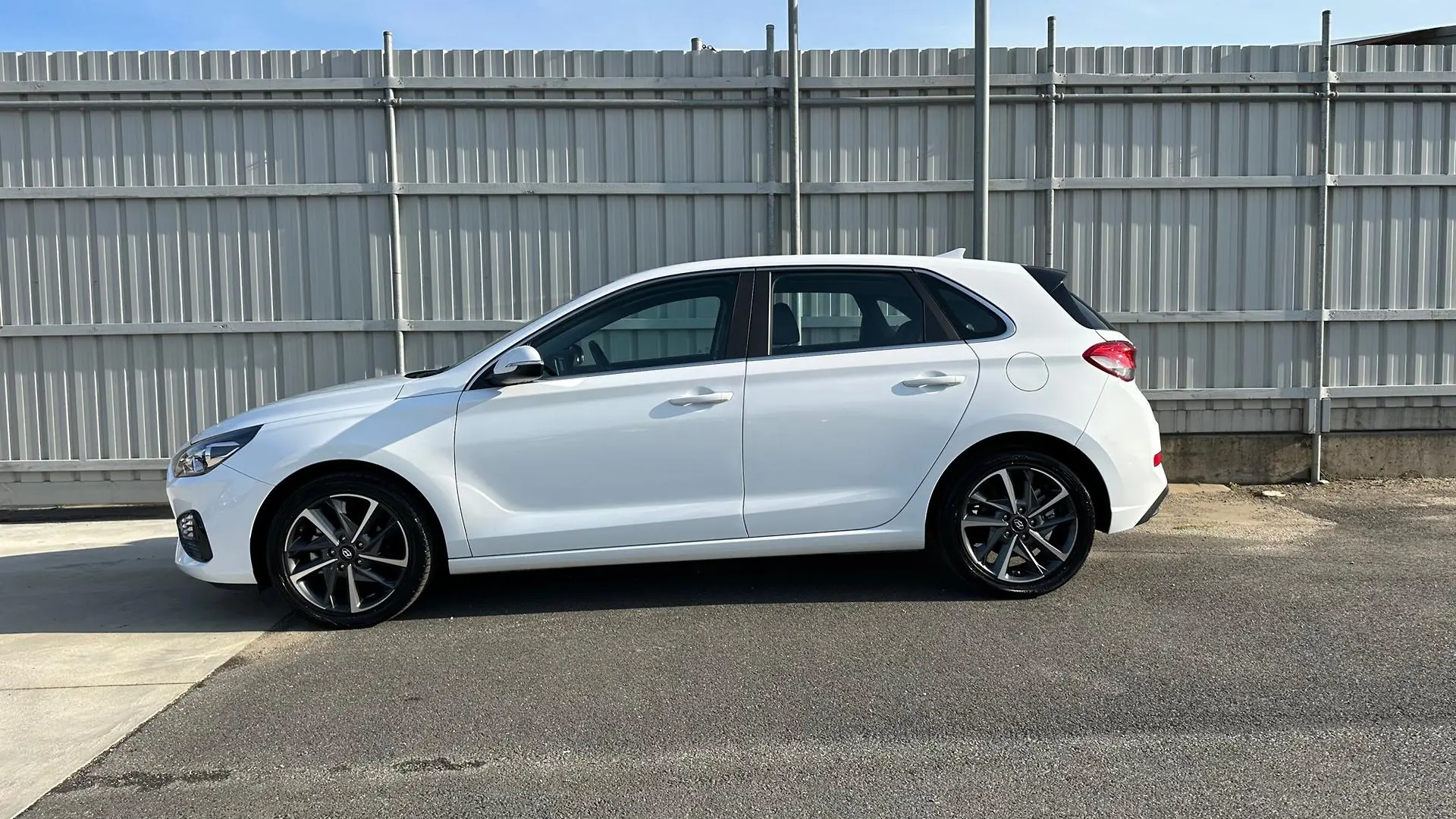 2022 Hyundai i30 Image 6