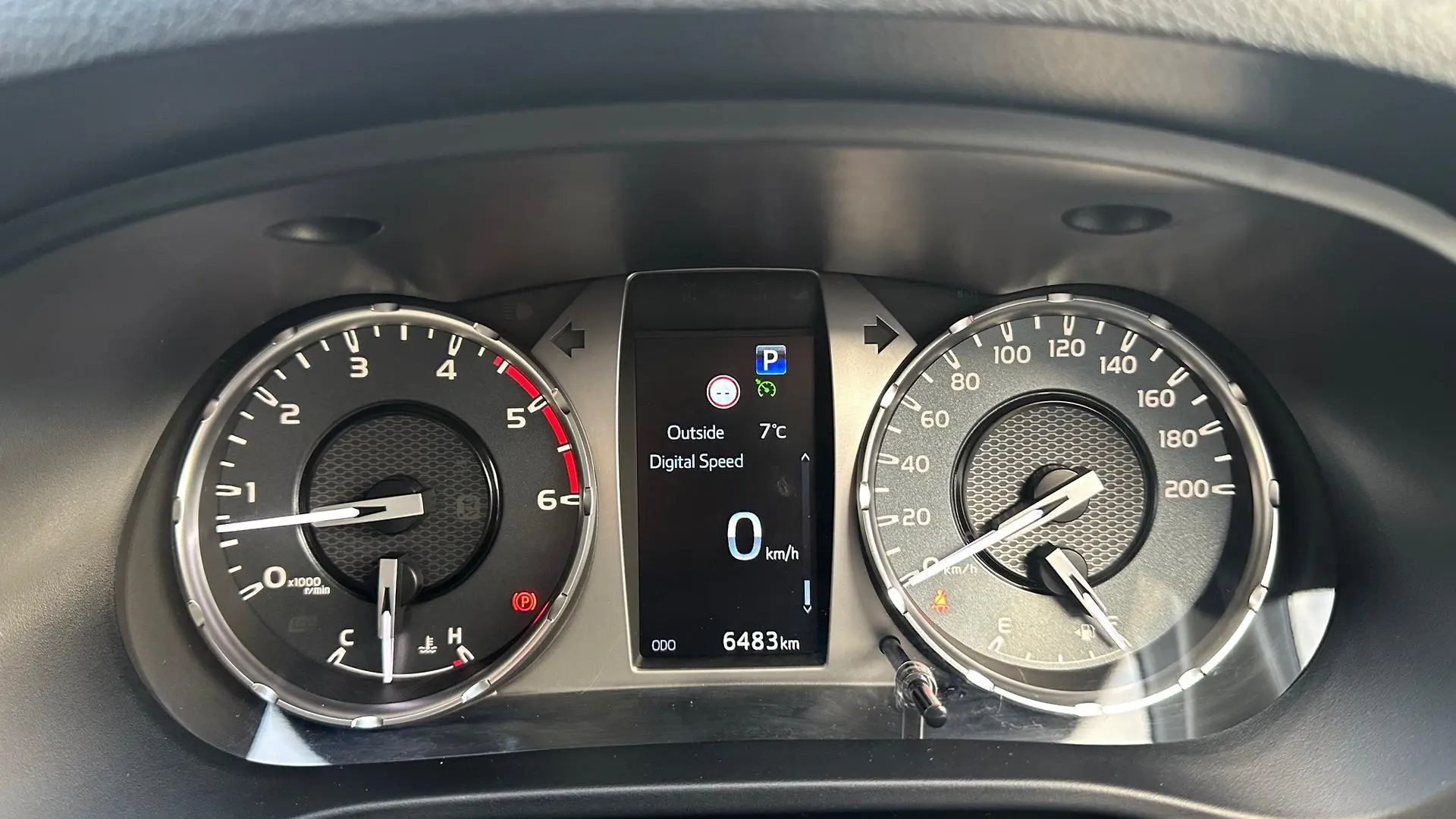 2024 Toyota Hilux Gallery Image 17