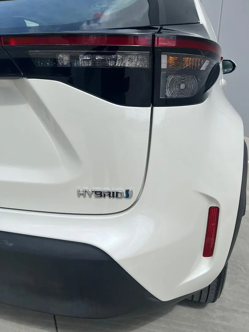 2022 Toyota Yaris Cross Gallery Image 13