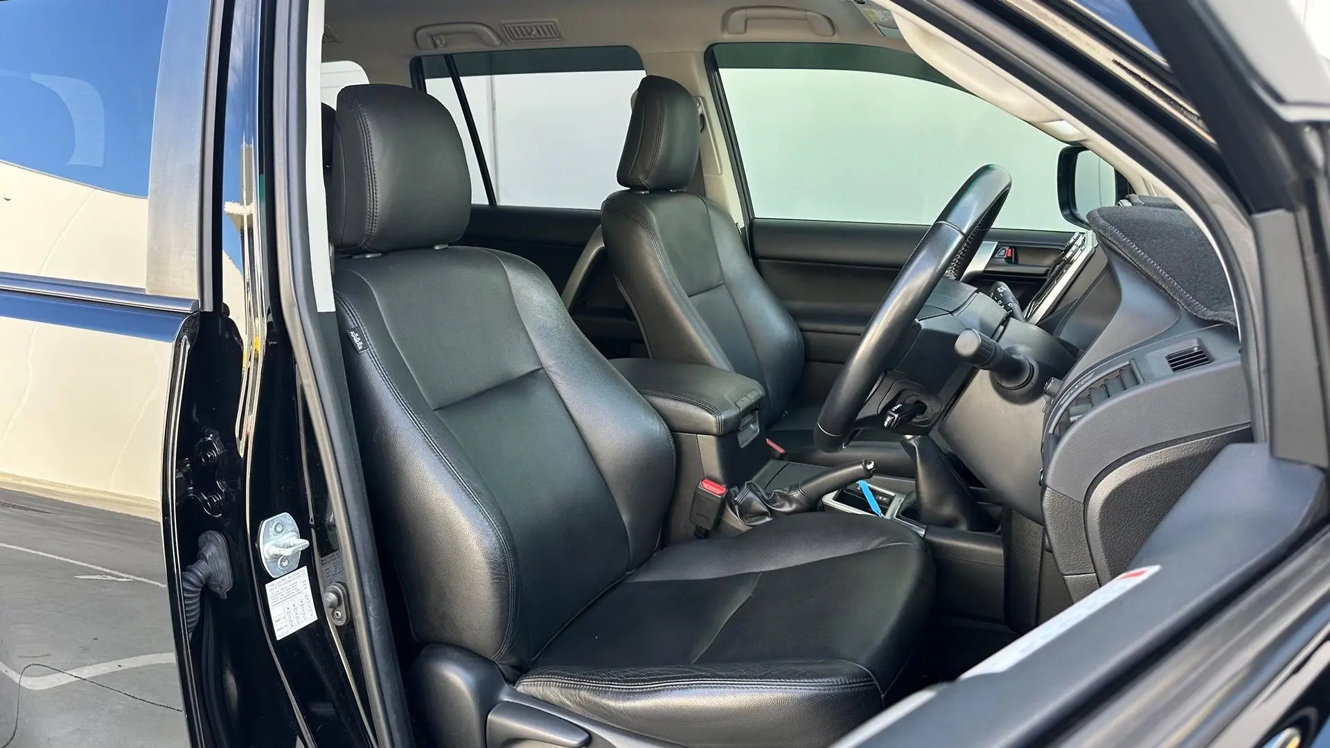 2019 Toyota Landcruiser Prado Gallery Image 6
