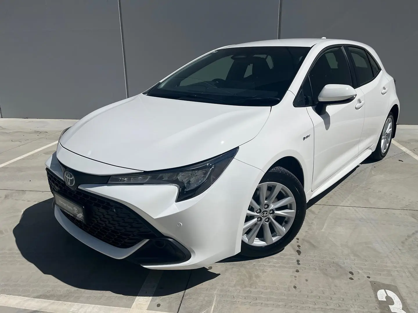2025 Toyota Corolla Gallery Image 3