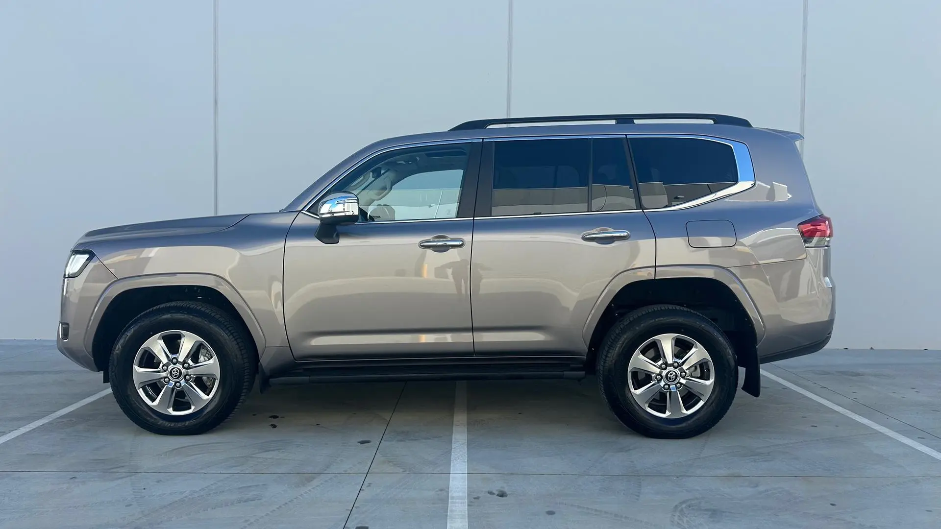 2024 Toyota Landcruiser Gallery Image 6