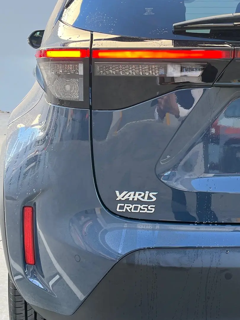 2025 Toyota Yaris Cross Gallery Image 12