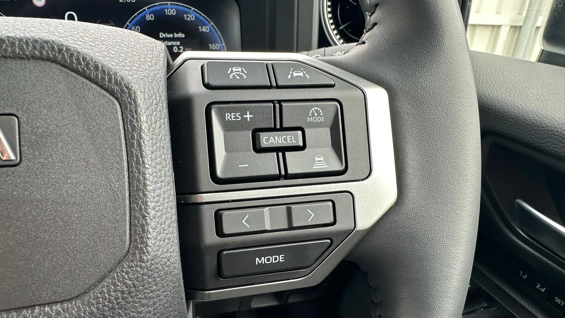 2024 Toyota Landcruiser Prado Gallery Image 18