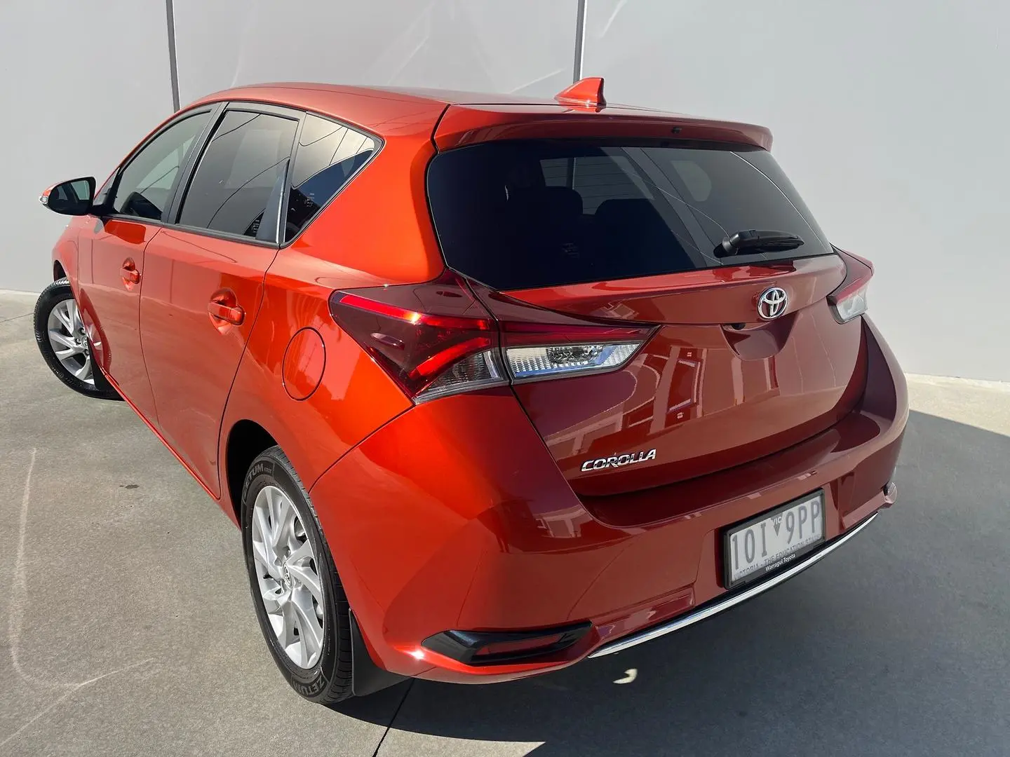 2015 Toyota Corolla Gallery Image 9