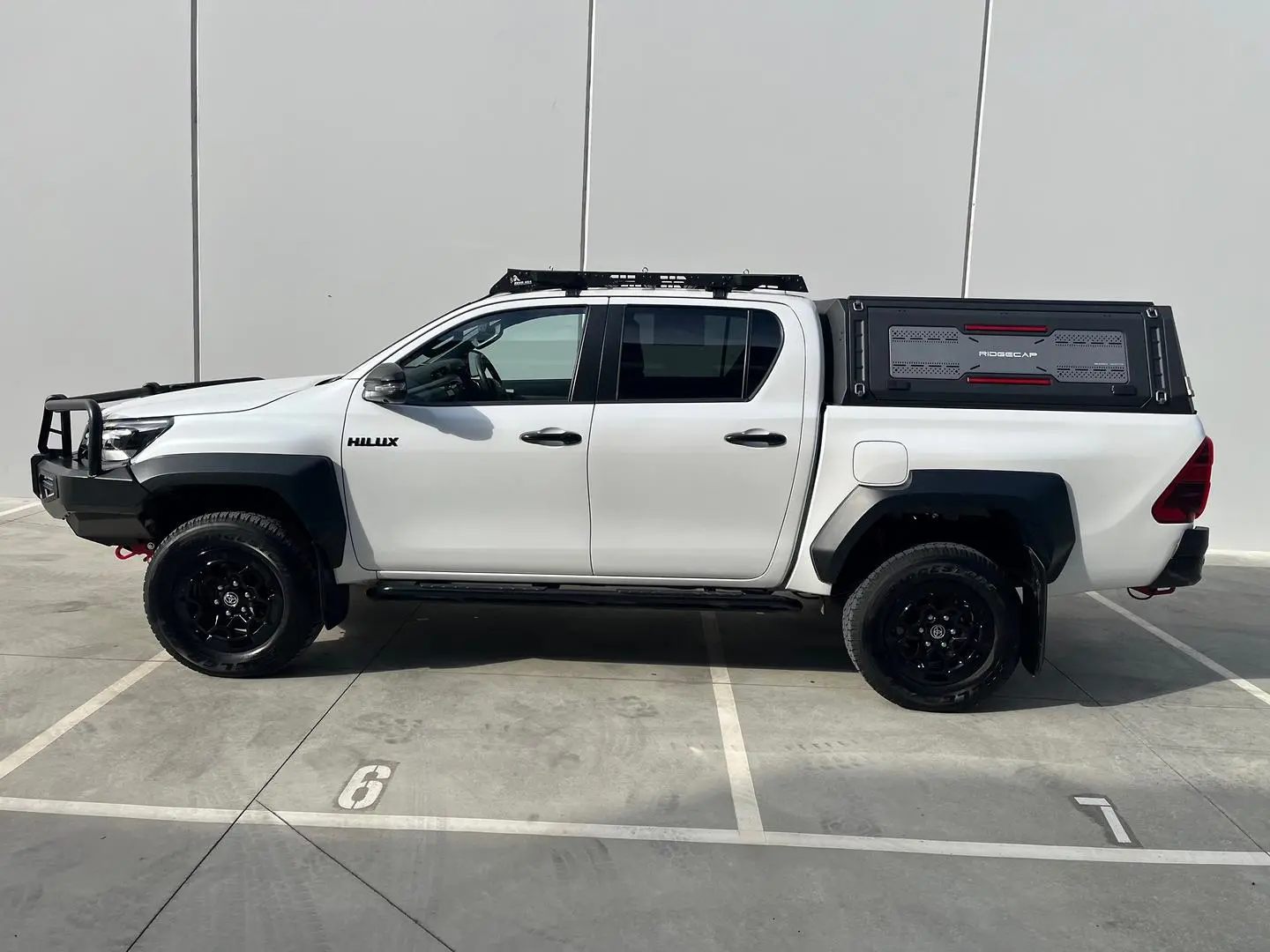 2024 Toyota Hilux Gallery Image 5