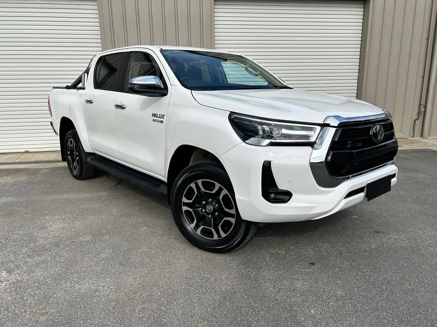 2022 Toyota Hilux Image 1