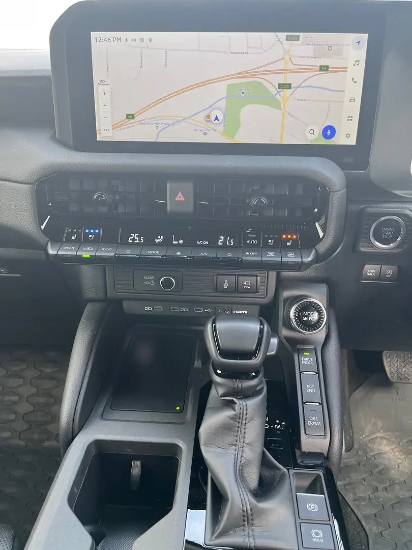 2025 Toyota Landcruiser Prado Gallery Image 19
