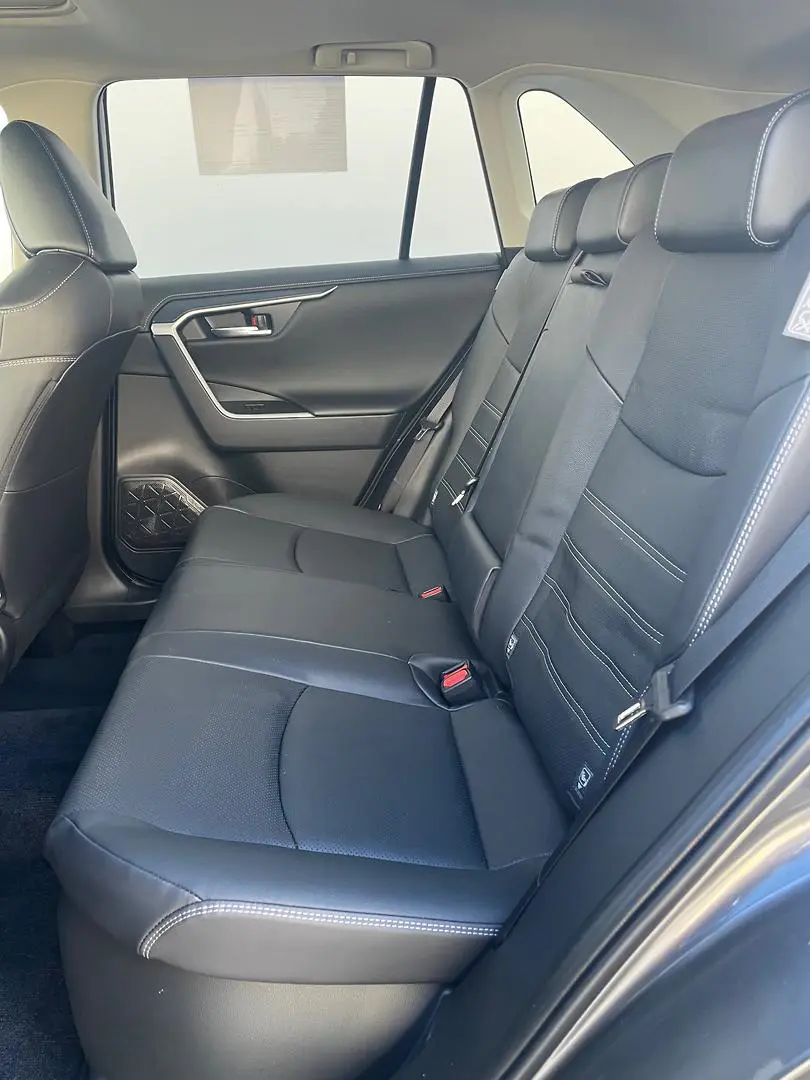 2024 Toyota RAV4 Gallery Image 8