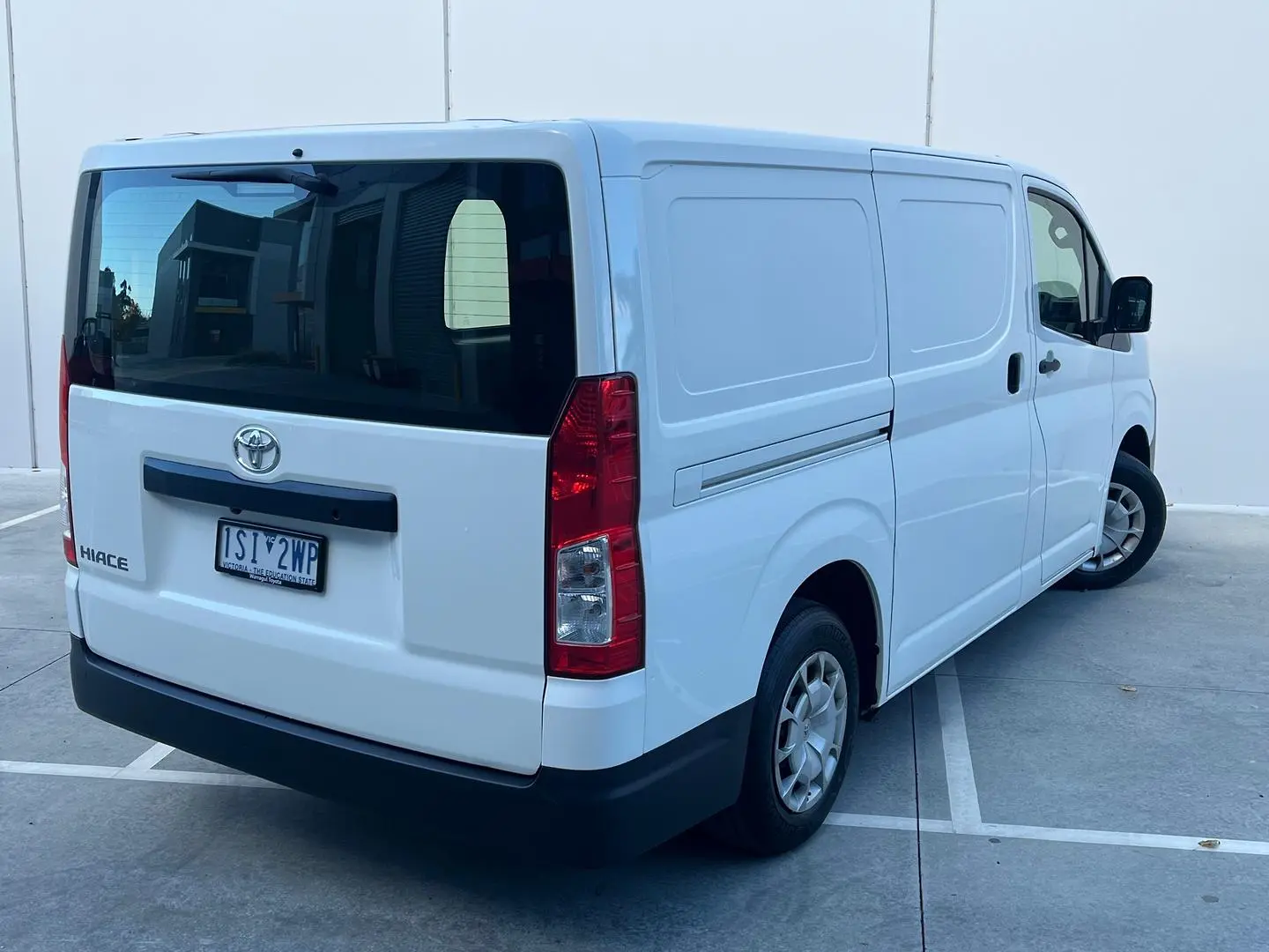 2020 Toyota Hiace Gallery Image 12