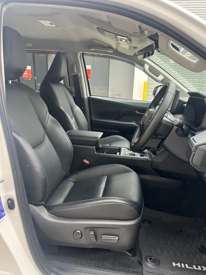 2026 Toyota Hilux Gallery Image 17