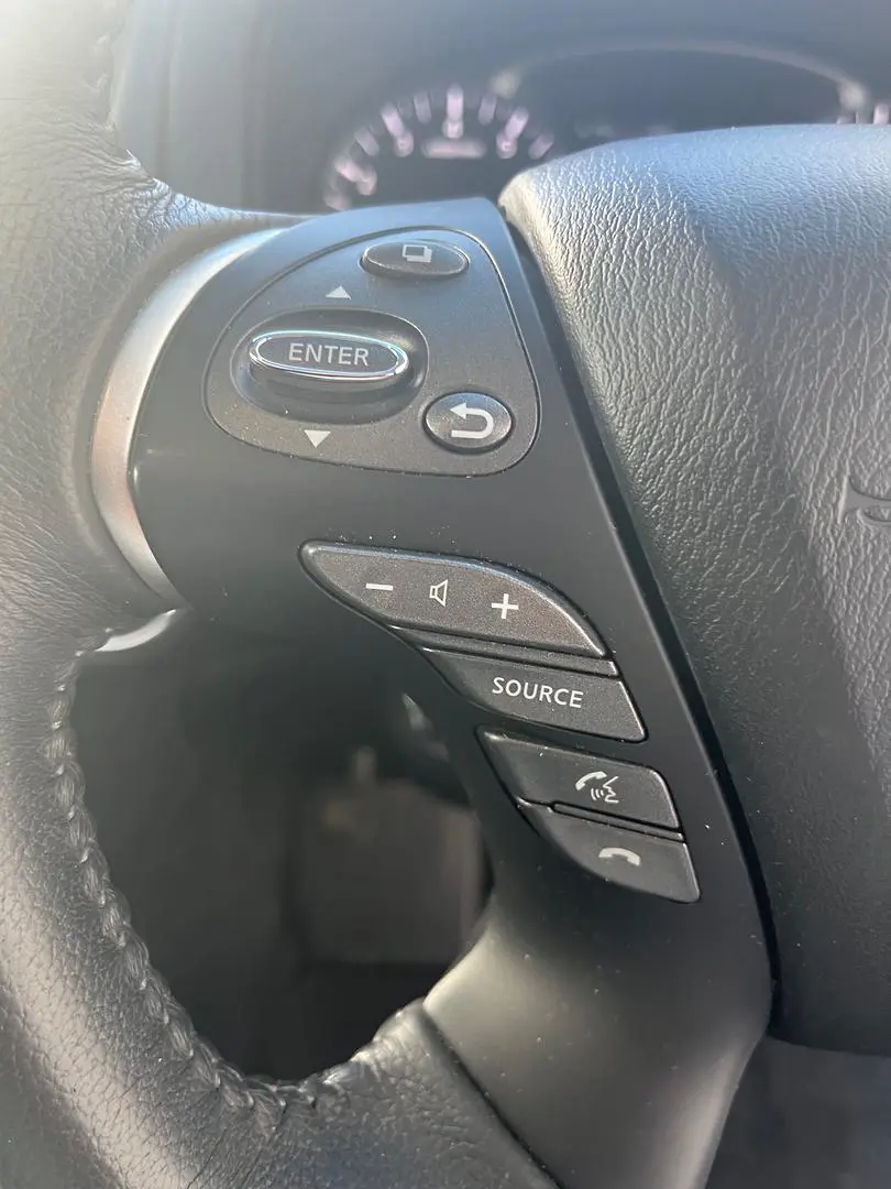 2016 Nissan Pathfinder Gallery Image 22