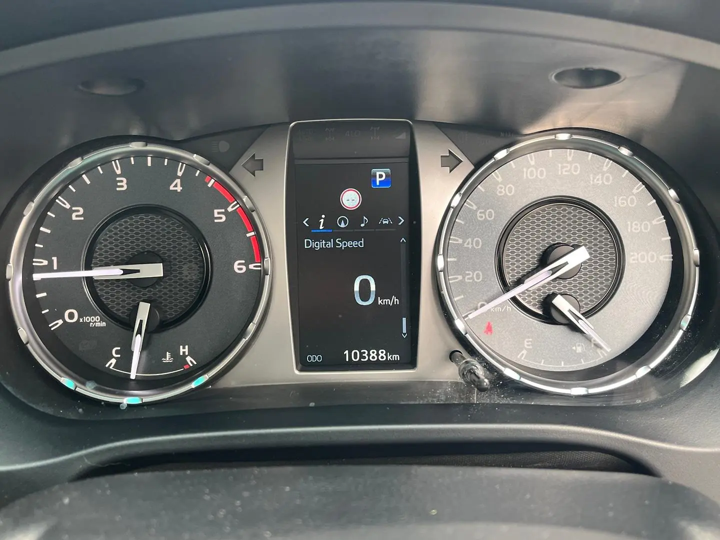 2024 Toyota Hilux Gallery Image 24