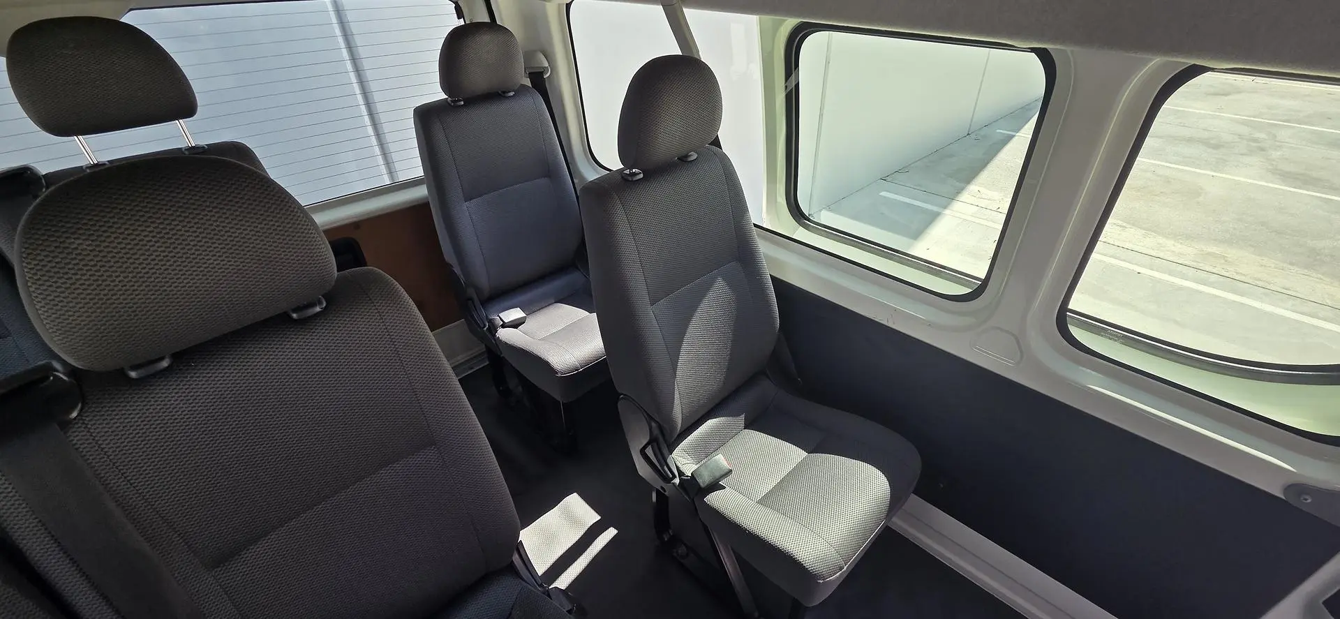 2017 Toyota Hiace Gallery Image 12